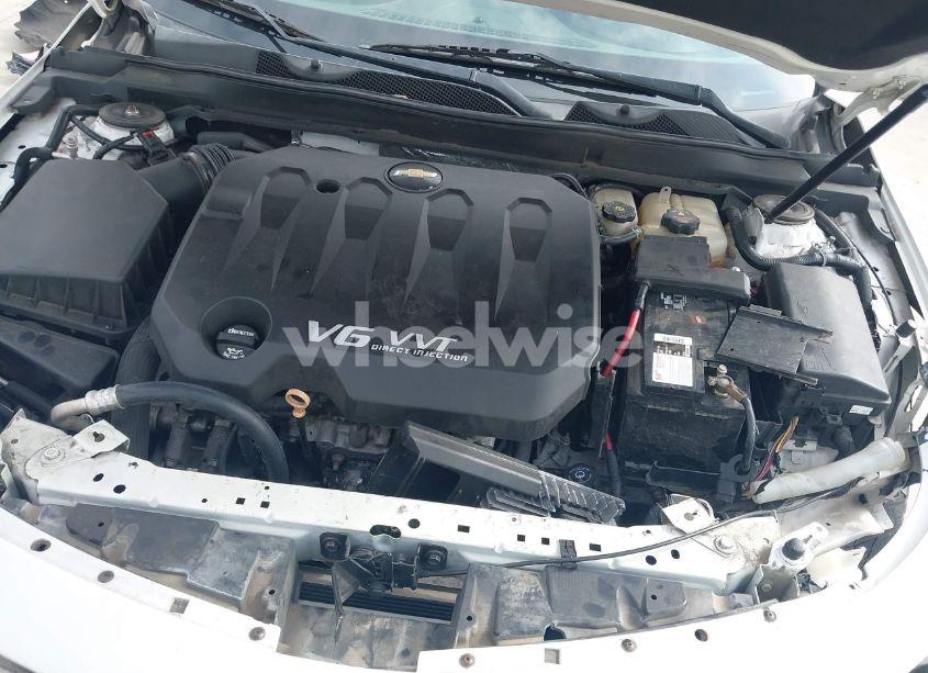 Photo 10 of 2015 Chevrolet Impala 2LT (VIN 2G1125S35F9240011)