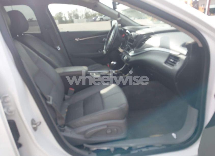 Photo 5 of 2015 Chevrolet Impala 2LT (VIN 2G1125S35F9240011)