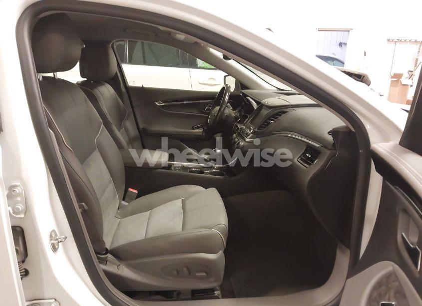 Photo 5 of 2014 Chevrolet Impala 2LT (VIN 2G1125S36E9235446)