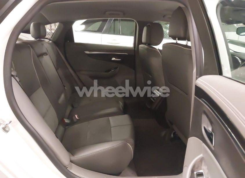 Photo 8 of 2014 Chevrolet Impala 2LT (VIN 2G1125S36E9235446)