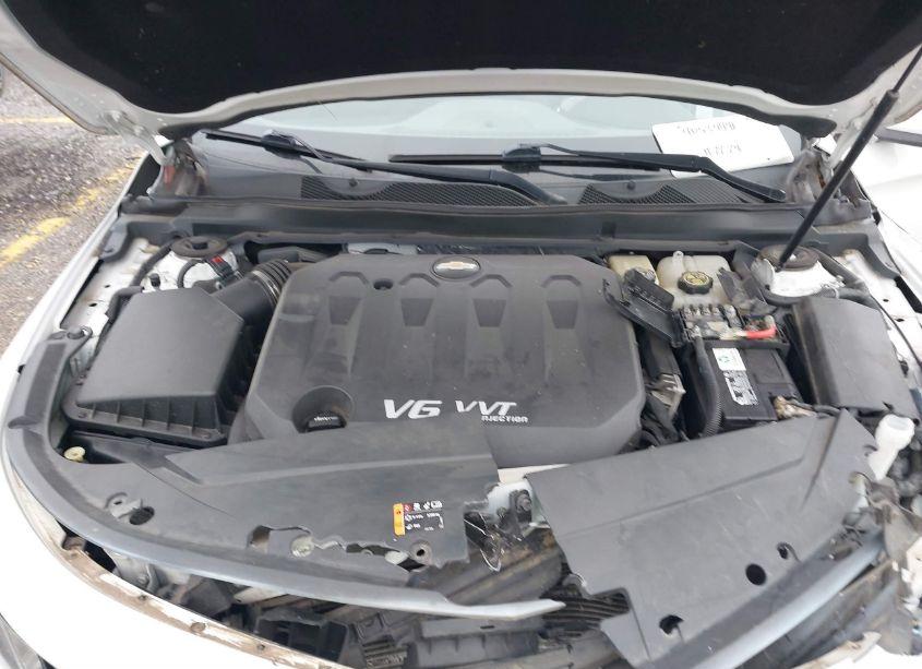 Photo 10 of 2015 Chevrolet Impala 2LT (VIN 2G1125S36F9186878)
