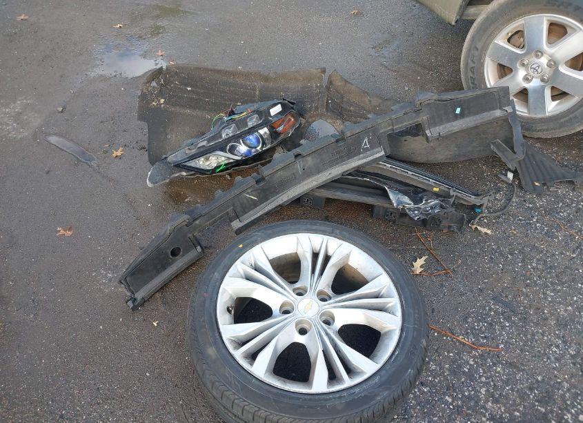 Photo 12 of 2015 Chevrolet Impala 2LT (VIN 2G1125S36F9290920)