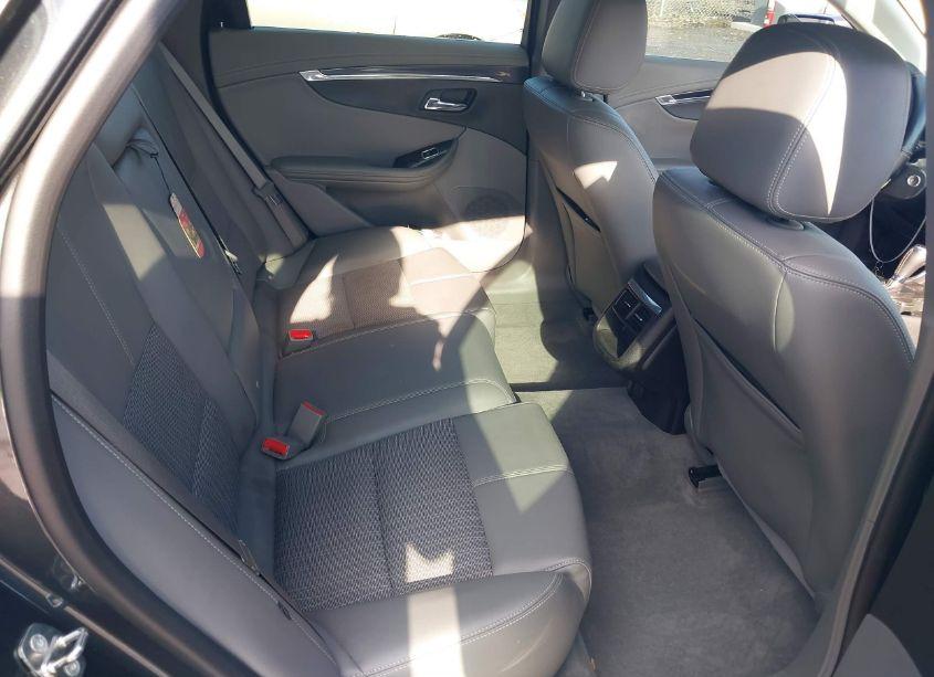 Photo 8 of 2015 Chevrolet Impala 2LT (VIN 2G1125S36F9290920)