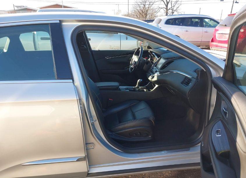 Photo 5 of 2018 Chevrolet Impala 2LZ (VIN 2G1125S36J9166803)