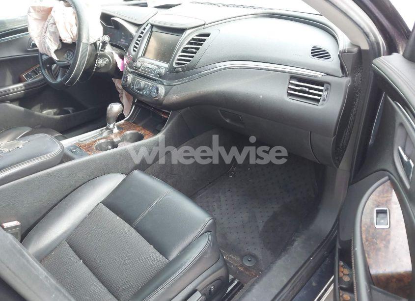 Photo 5 of 2014 Chevrolet Impala 2LT (VIN 2G1125S37E9117020)