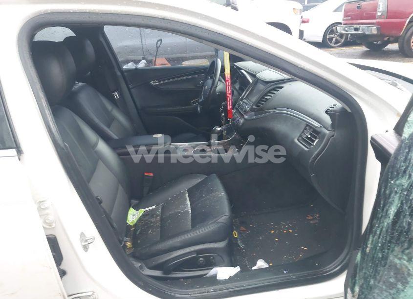 Photo 5 of 2014 Chevrolet Impala 2LT (VIN 2G1125S37E9172213)