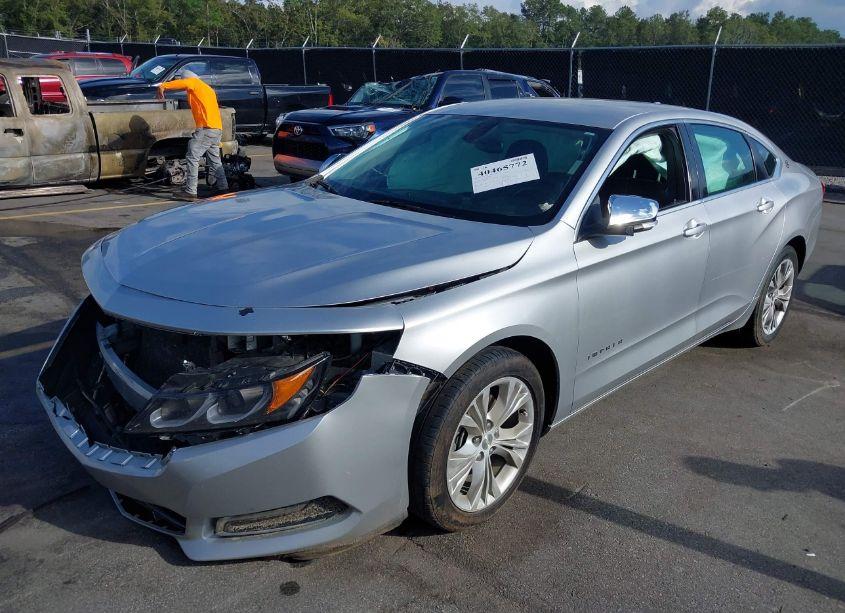 Photo 2 of 2014 Chevrolet Impala 2LT (VIN 2G1125S37E9282582)