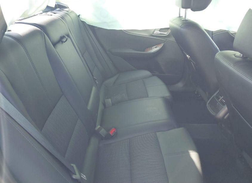 Photo 8 of 2014 Chevrolet Impala 2LT (VIN 2G1125S37E9282582)