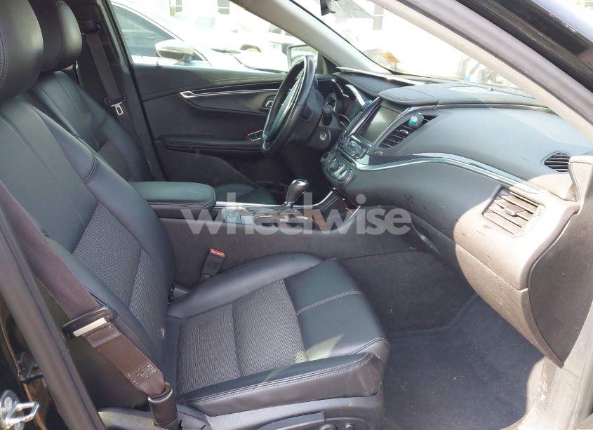 Photo 5 of 2014 Chevrolet Impala 2LT (VIN 2G1125S37E9302331)