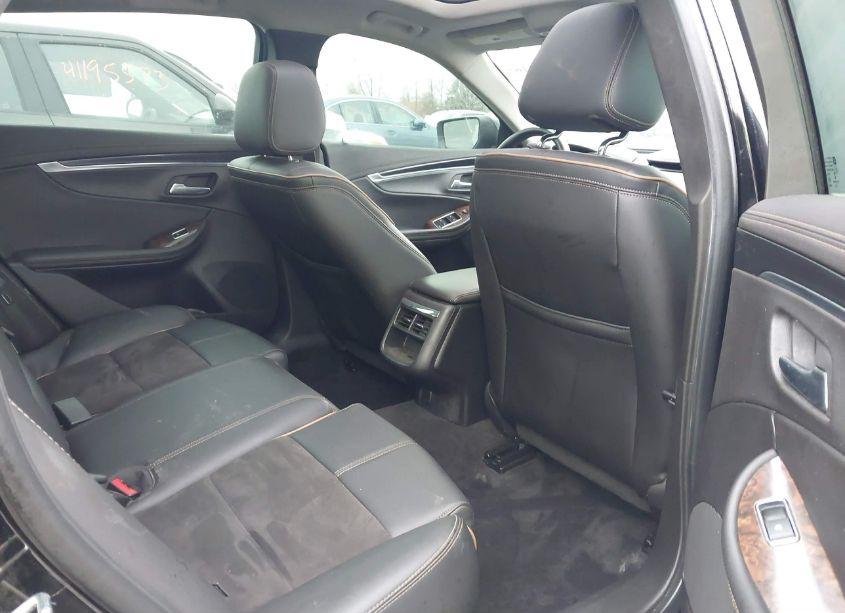 Photo 8 of 2015 Chevrolet Impala 2LT (VIN 2G1125S37F9200710)