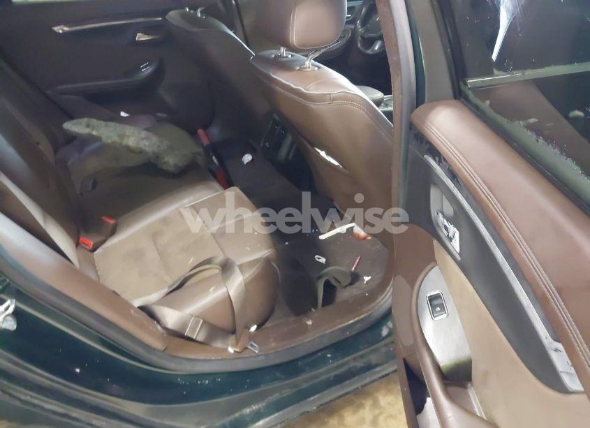 Photo 8 of 2015 Chevrolet Impala 2LT (VIN 2G1125S37F9223517)