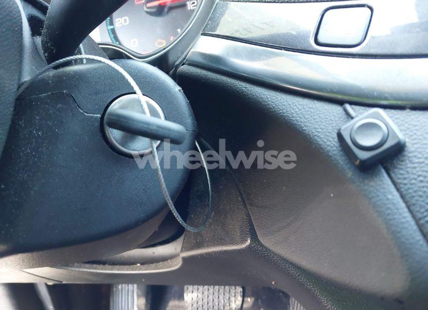 Photo 11 of 2015 Chevrolet Impala 2LT (VIN 2G1125S37F9224246)