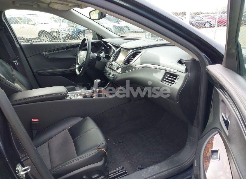 Photo 5 of 2014 Chevrolet Impala 2LT (VIN 2G1125S38E9108147)