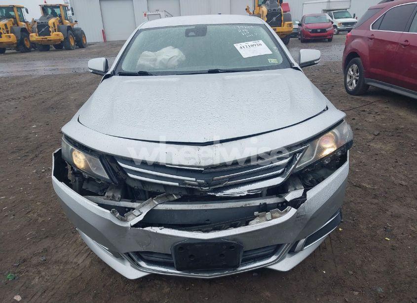 Photo 12 of 2014 Chevrolet Impala 2LT (VIN 2G1125S38E9108214)