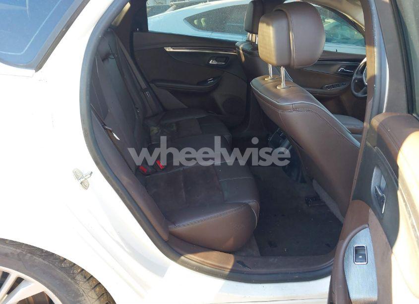 Photo 8 of 2014 Chevrolet Impala 2LT (VIN 2G1125S38E9209396)