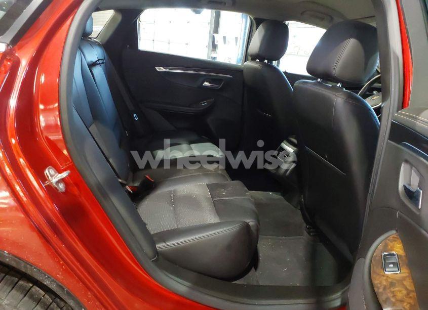 Photo 8 of 2015 Chevrolet Impala 2LT (VIN 2G1125S38F9102169)