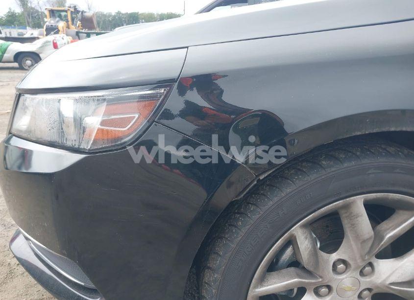 Photo 6 of 2015 Chevrolet Impala 2LT (VIN 2G1125S38F9139707)