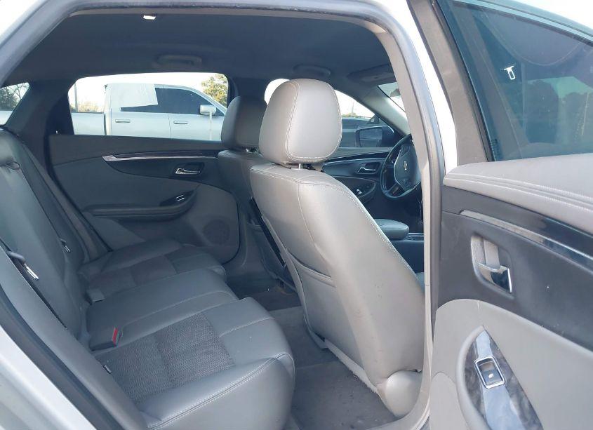 Photo 8 of 2015 Chevrolet Impala 2LT (VIN 2G1125S38F9207648)