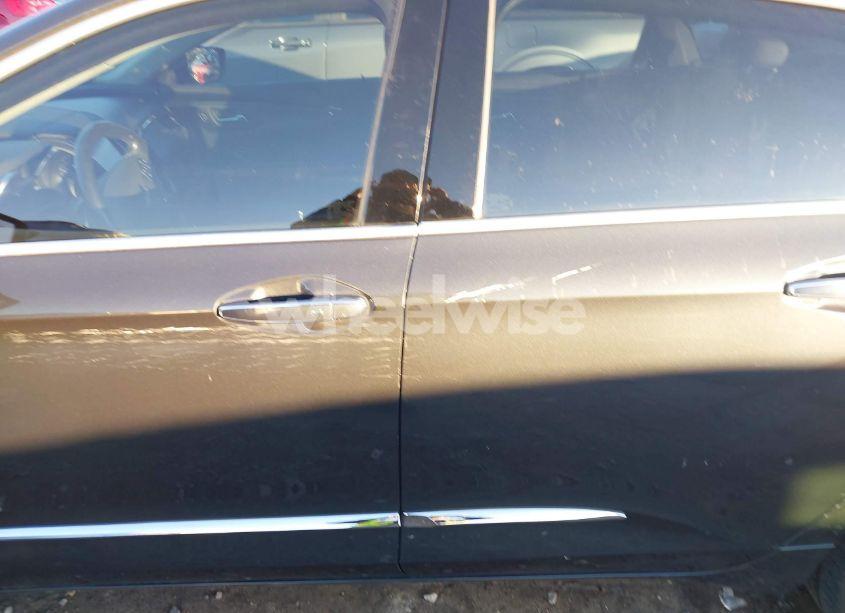 Photo 19 of 2018 Chevrolet Impala 2LZ (VIN 2G1125S38J9131471)