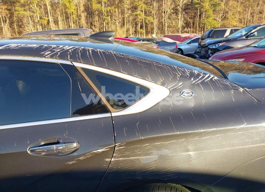 Photo 20 of 2018 Chevrolet Impala 2LZ (VIN 2G1125S38J9131471)