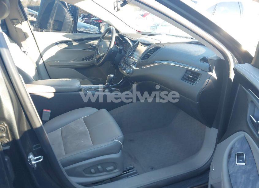 Photo 5 of 2014 Chevrolet Impala 2LT (VIN 2G1125S39E9108402)