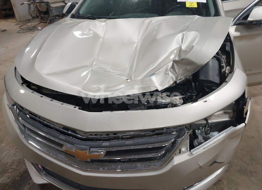 Photo 6 of 2014 Chevrolet Impala 2LT (VIN 2G1125S39E9142551)