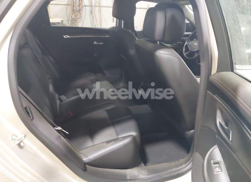 Photo 8 of 2014 Chevrolet Impala 2LT (VIN 2G1125S39E9142551)