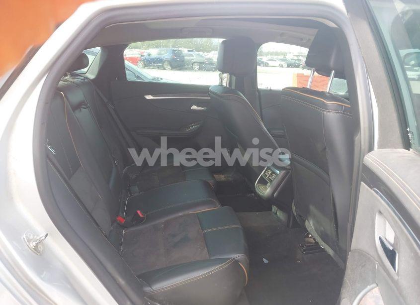 Photo 8 of 2014 Chevrolet Impala 2LT (VIN 2G1125S39E9313542)