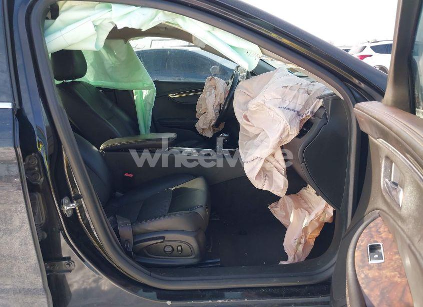 Photo 5 of 2015 Chevrolet Impala 2LT (VIN 2G1125S39F9125282)