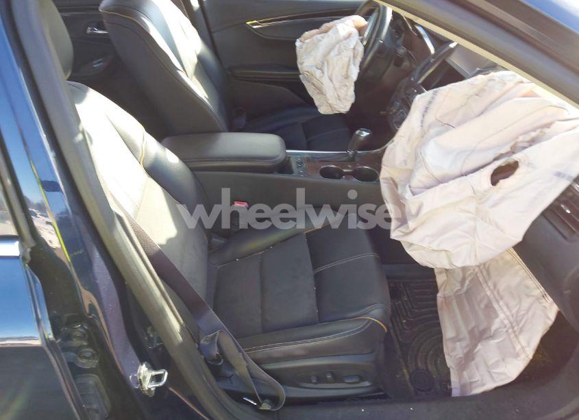 Photo 5 of 2015 Chevrolet Impala 2LT (VIN 2G1125S39F9289678)