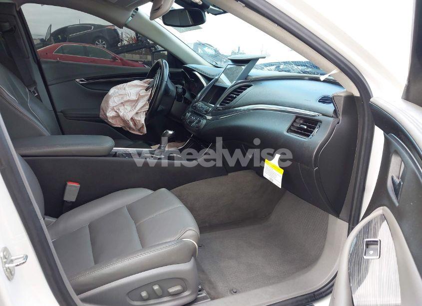 Photo 5 of 2018 Chevrolet Impala 2LZ (VIN 2G1125S39J9103601)