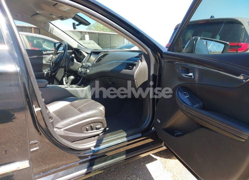 Photo 5 of 2018 Chevrolet Impala 2LZ (VIN 2G1125S39J9131009)