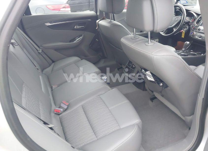 Photo 8 of 2014 Chevrolet Impala 2LT (VIN 2G1125S3XE9101166)