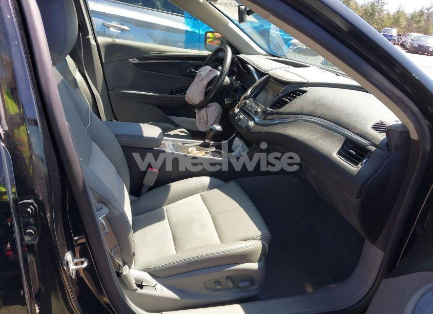 Photo 5 of 2014 Chevrolet Impala 2LT (VIN 2G1125S3XE9182430)