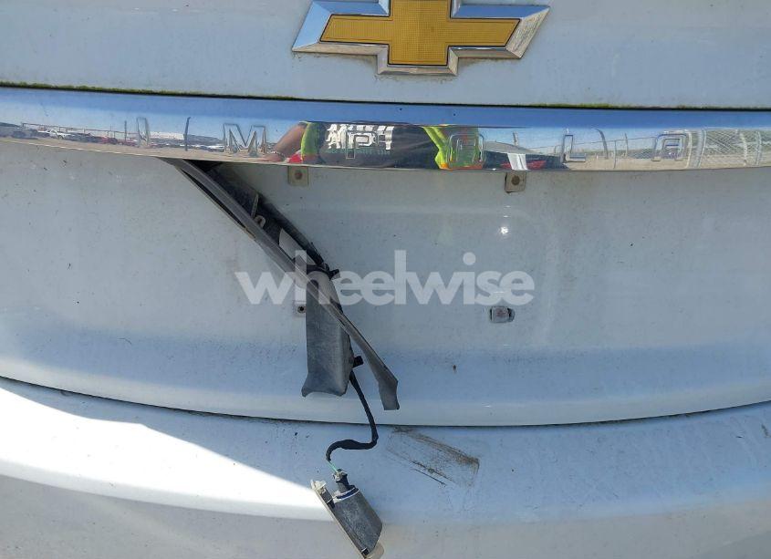 Photo 6 of 2014 Chevrolet Impala 2LT (VIN 2G1125S3XE9214678)