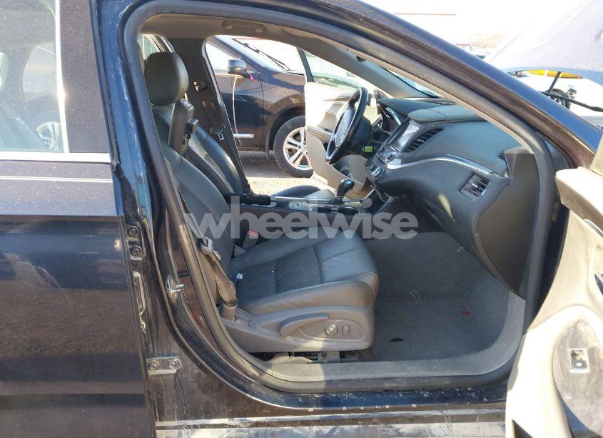 Photo 5 of 2014 Chevrolet Impala 2LT (VIN 2G1125S3XE9315199)