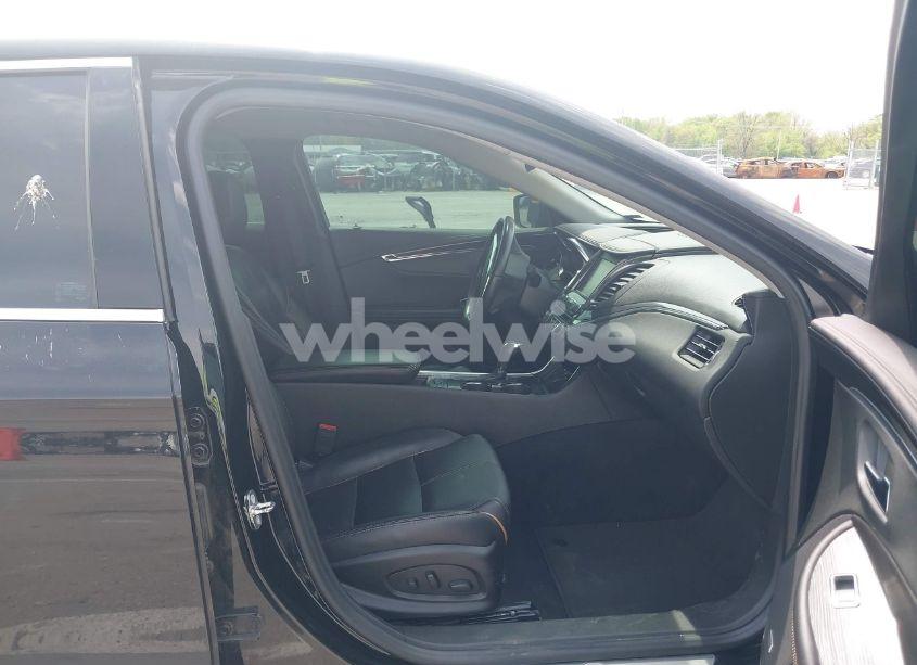 Photo 5 of 2018 Chevrolet Impala 2LZ (VIN 2G1125S3XJ9115241)