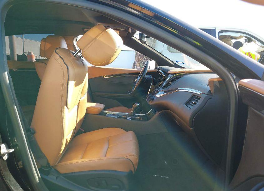 Photo 5 of 2014 Chevrolet Impala 2LZ (VIN 2G1155S32E9277670)