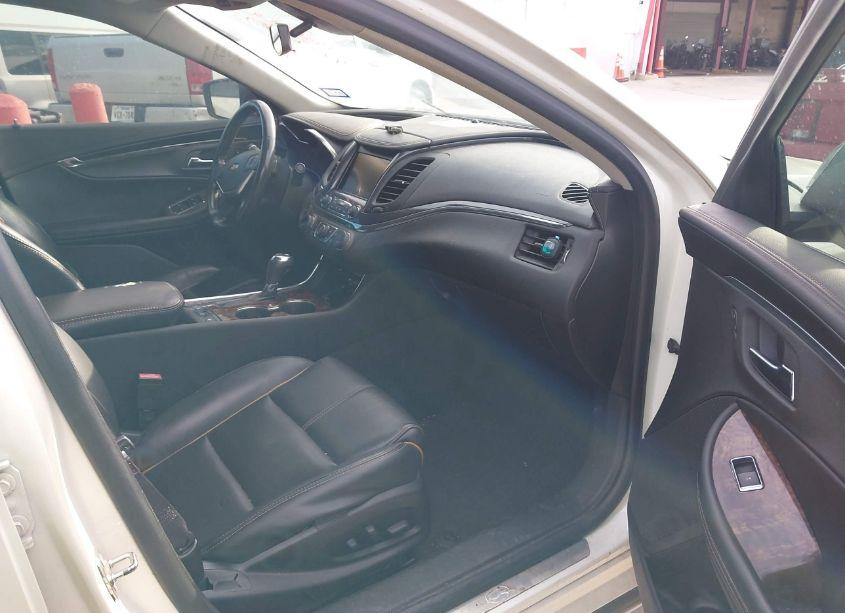 Photo 5 of 2014 Chevrolet Impala 2LZ (VIN 2G1155S36E9236913)