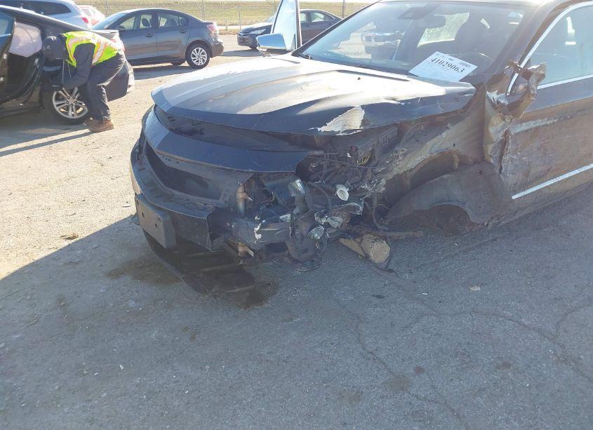 Photo 6 of 2015 Chevrolet Impala 2LZ (VIN 2G1165S30F9140452)