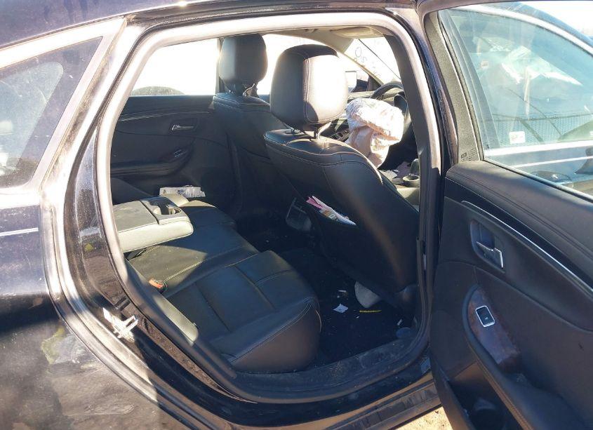 Photo 8 of 2015 Chevrolet Impala 2LZ (VIN 2G1165S30F9211360)