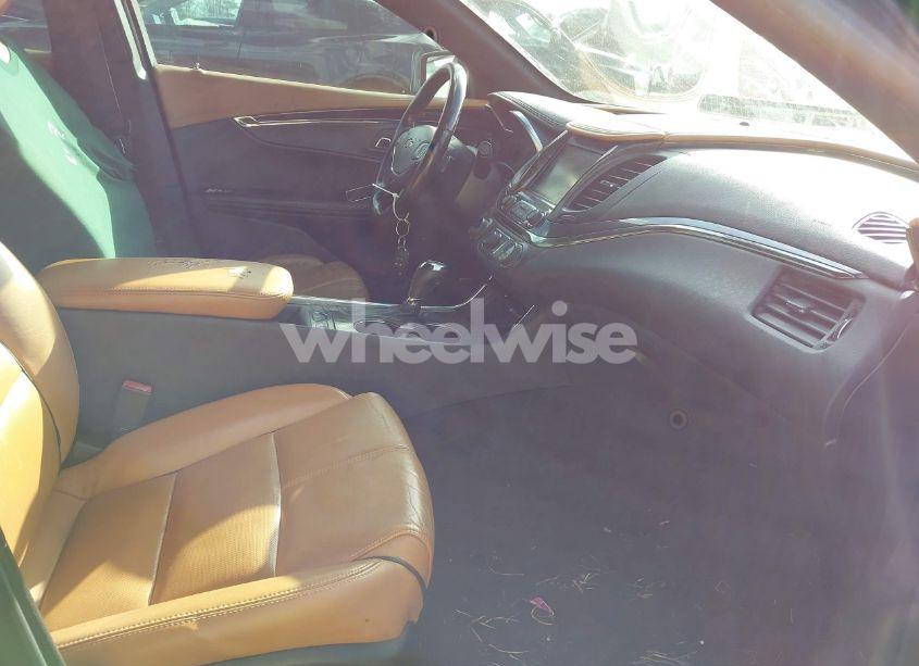 Photo 5 of 2015 Chevrolet Impala 2LZ (VIN 2G1165S30F9238770)