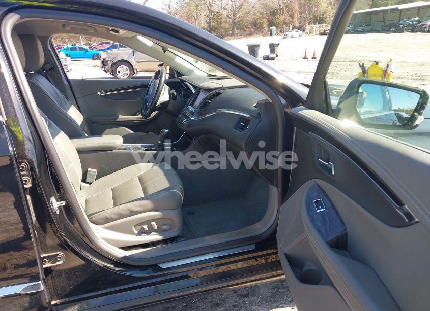 Photo 5 of 2015 Chevrolet Impala 2LZ (VIN 2G1165S30F9261675)