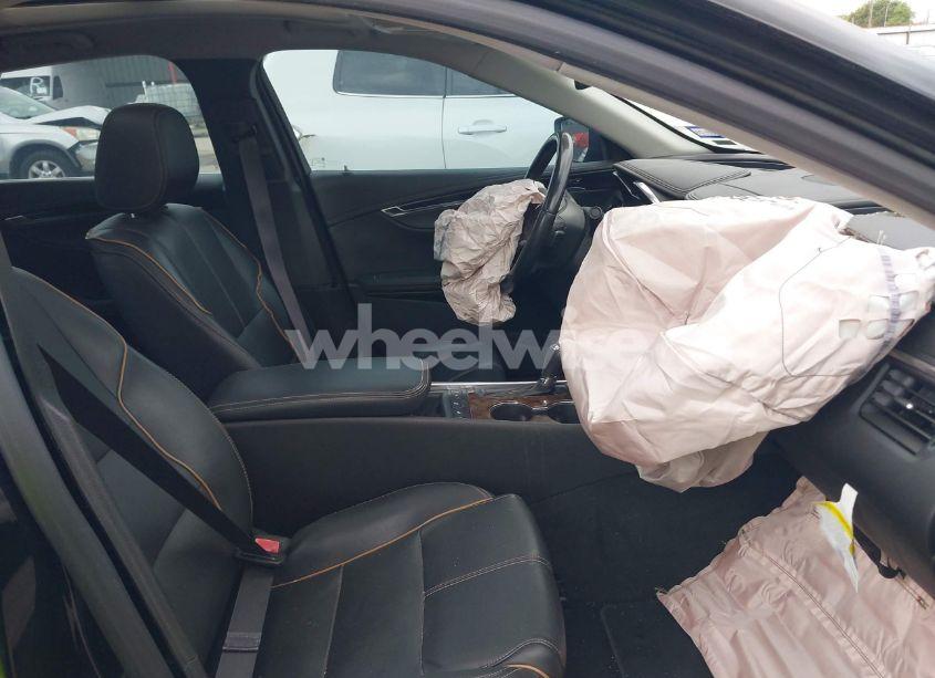 Photo 5 of 2015 Chevrolet Impala 2LZ (VIN 2G1165S31F9137849)