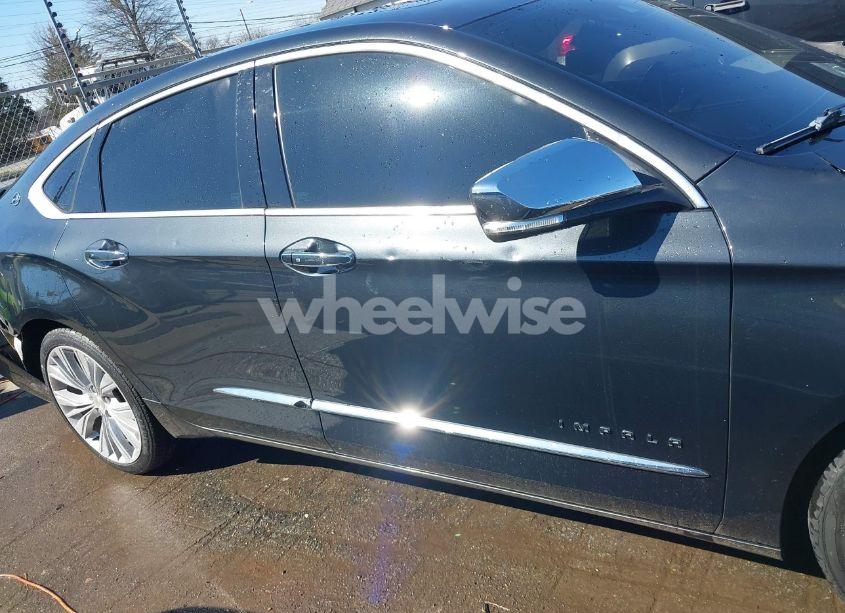 Photo 13 of 2015 Chevrolet Impala 2LZ (VIN 2G1165S31F9143683)