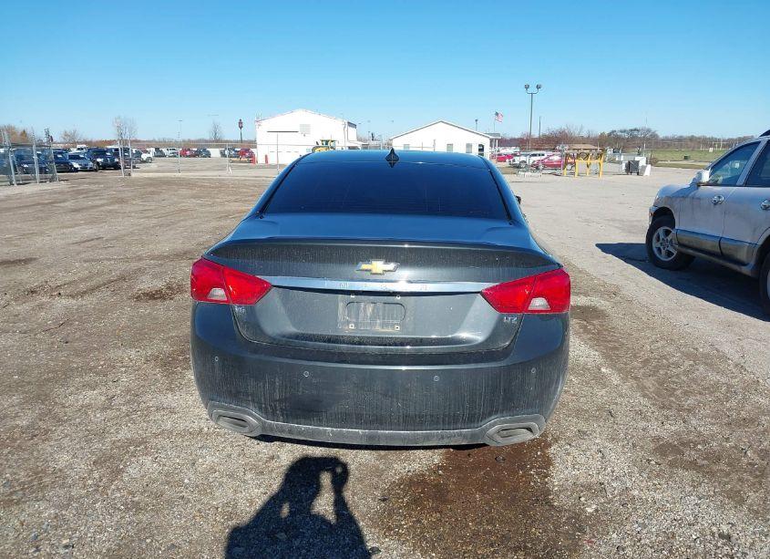 Photo 16 of 2015 Chevrolet Impala 2LZ (VIN 2G1165S32F9214292)