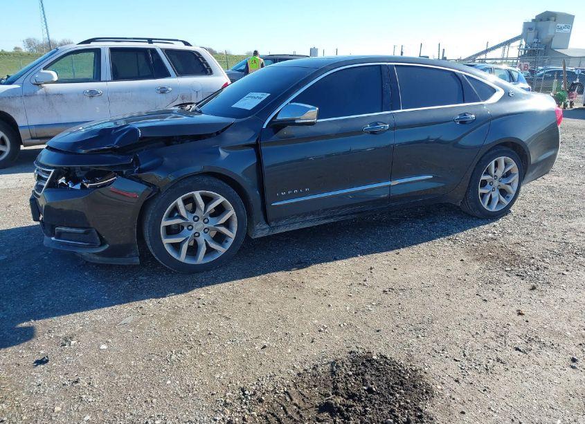 Photo 2 of 2015 Chevrolet Impala 2LZ (VIN 2G1165S32F9214292)