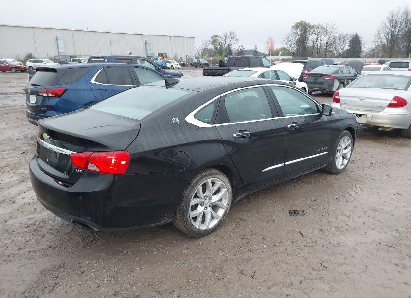 Photo 4 of 2015 Chevrolet Impala 2LZ (VIN 2G1165S33F9160825)