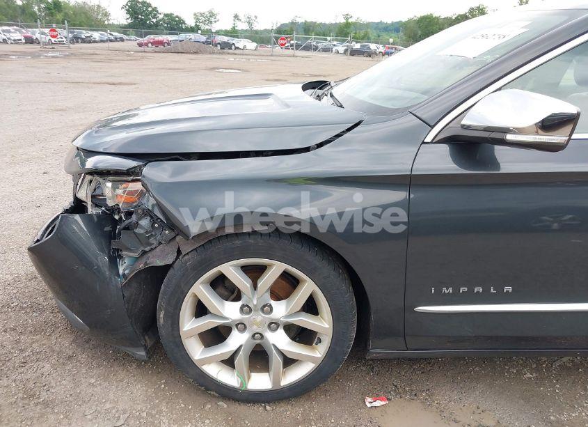 Photo 18 of 2015 Chevrolet Impala 2LZ (VIN 2G1165S33F9197230)