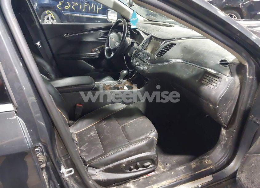 Photo 5 of 2015 Chevrolet Impala 2LZ (VIN 2G1165S33F9271567)